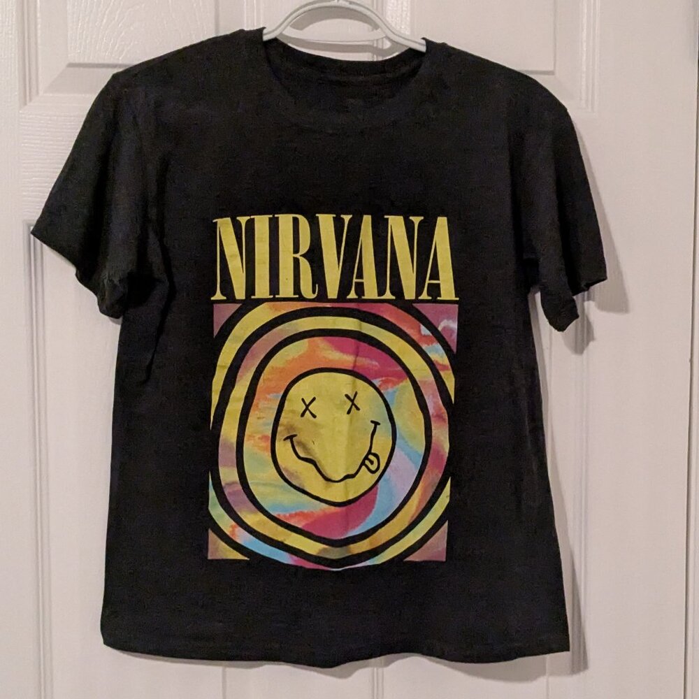 Nirvana smiley tee size small